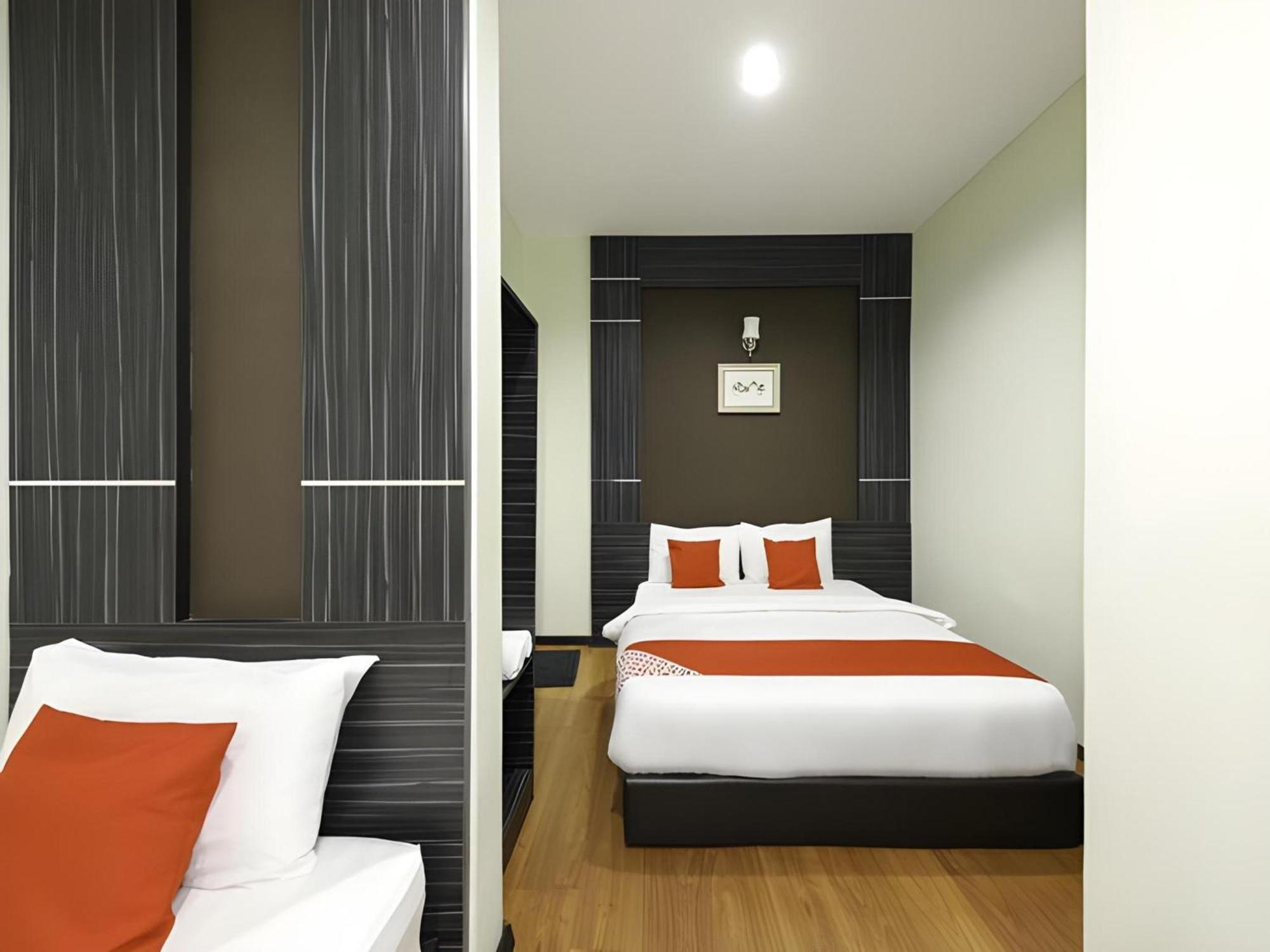 Capital O 812 Hotel Smc Seksyen 13 Shah Alam Kültér fotó