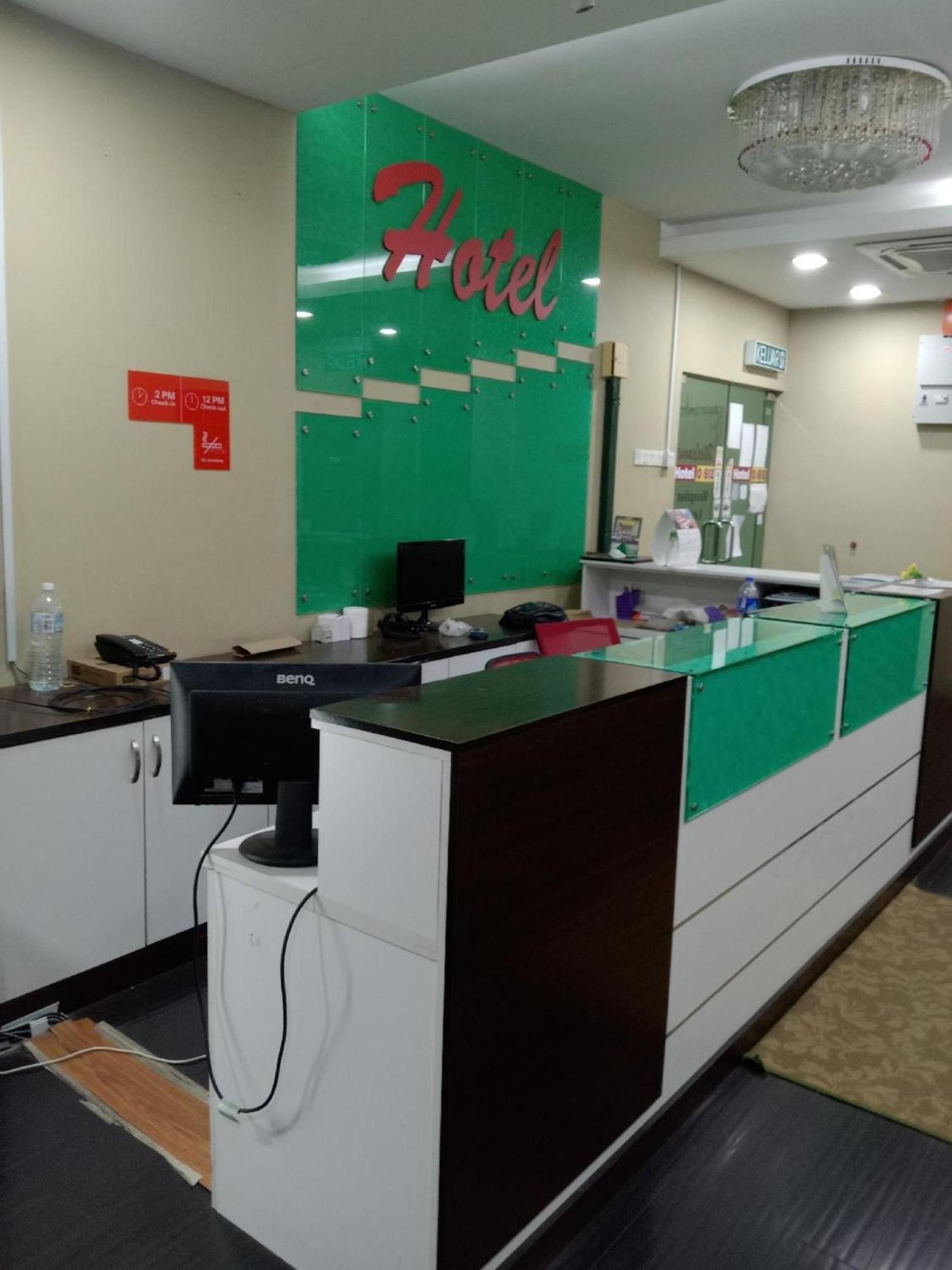 Capital O 812 Hotel Smc Seksyen 13 Shah Alam Kültér fotó